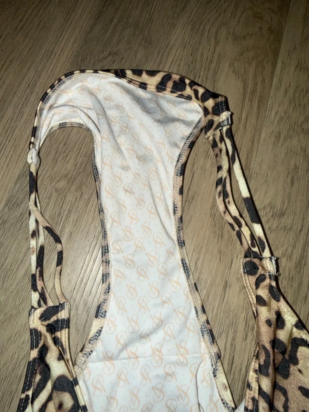 Victoria’s Secret‎ Y2K Leopard Print Bikini Bottoms Large Low Rise Cheeky Animal